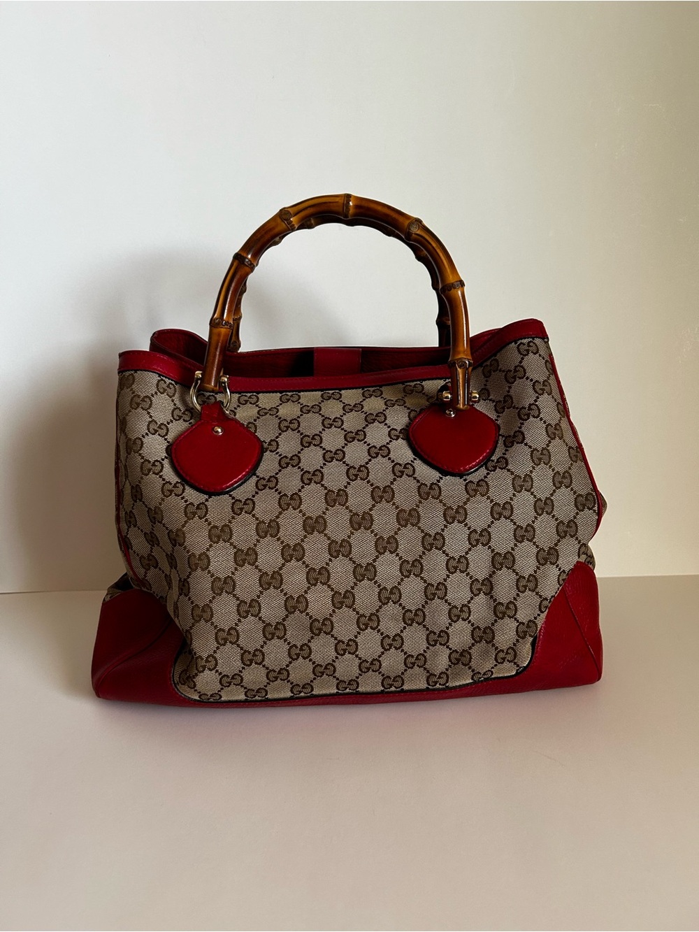 Gucci Beige GG Canvas Tote with Red Trim and Bamboo Handles - Picture 1 of 4